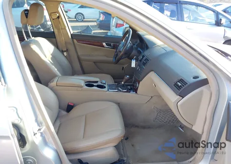 2010 Mercedes-Benz C 300 Luxury 4Matic/Sport 4Matic from USA, damaged, VIN WDDGF8BB6AF408694